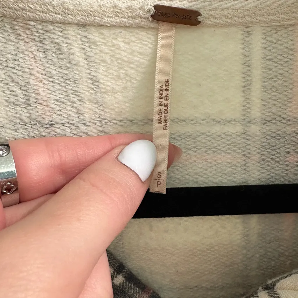 Free People  Plaid Quarter Zip Pullover Sweater- Size‎ Small - Image 3