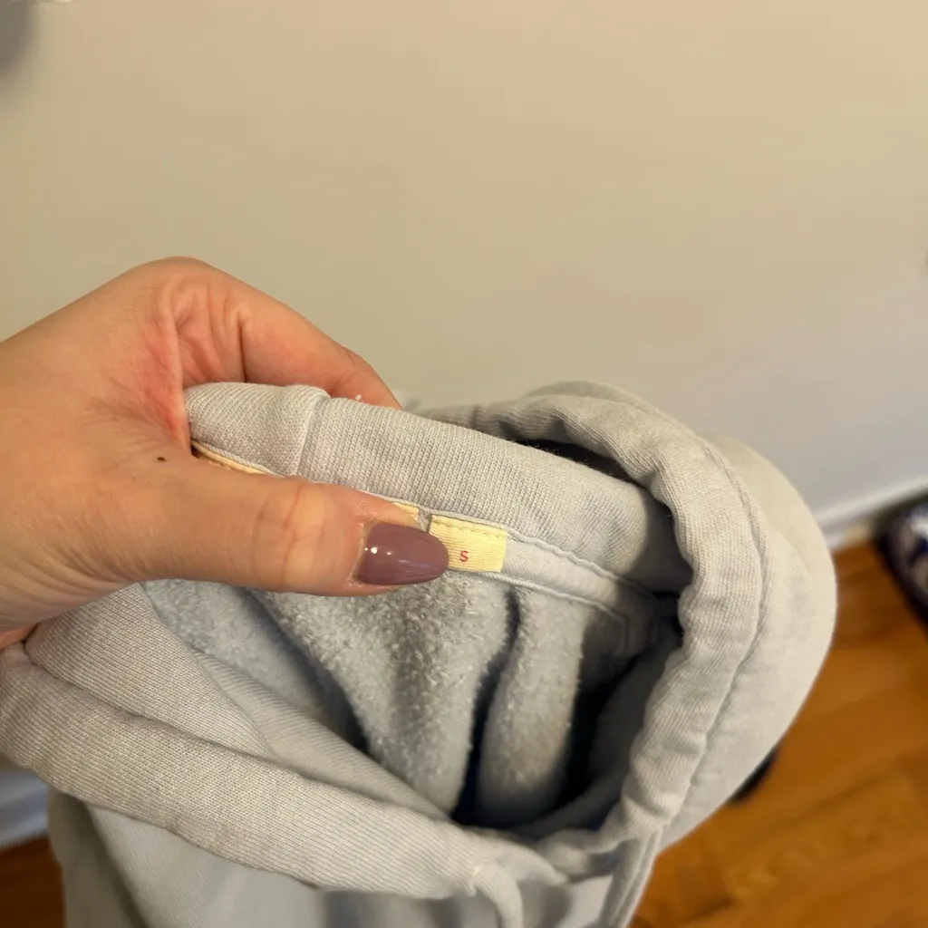 Roller Rabbit Monkey in the City Hoodie in Light Blue size Small (S) - Image 6