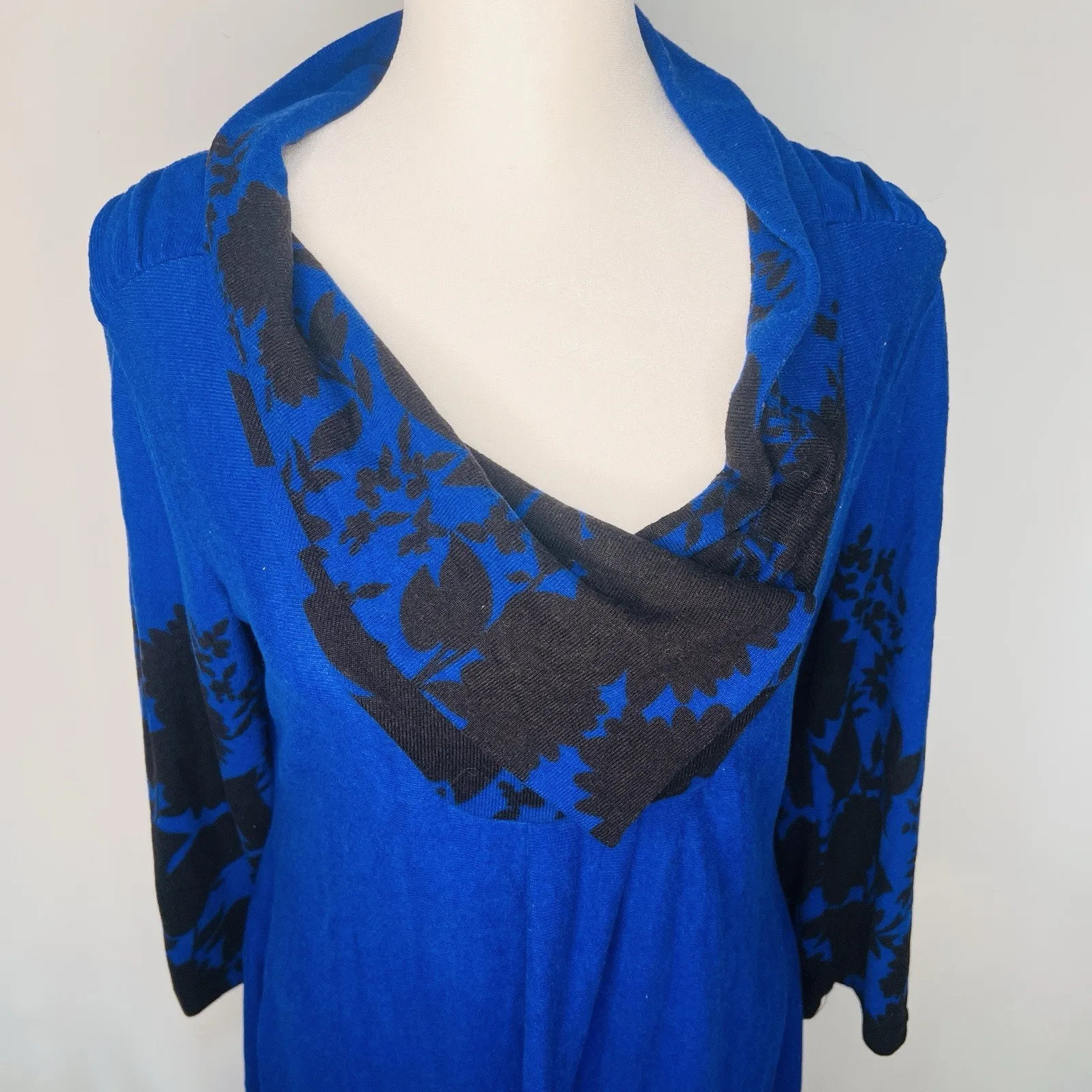 Royal Blue And Black Reborn Long sleeve Dress Size XL - Image 2