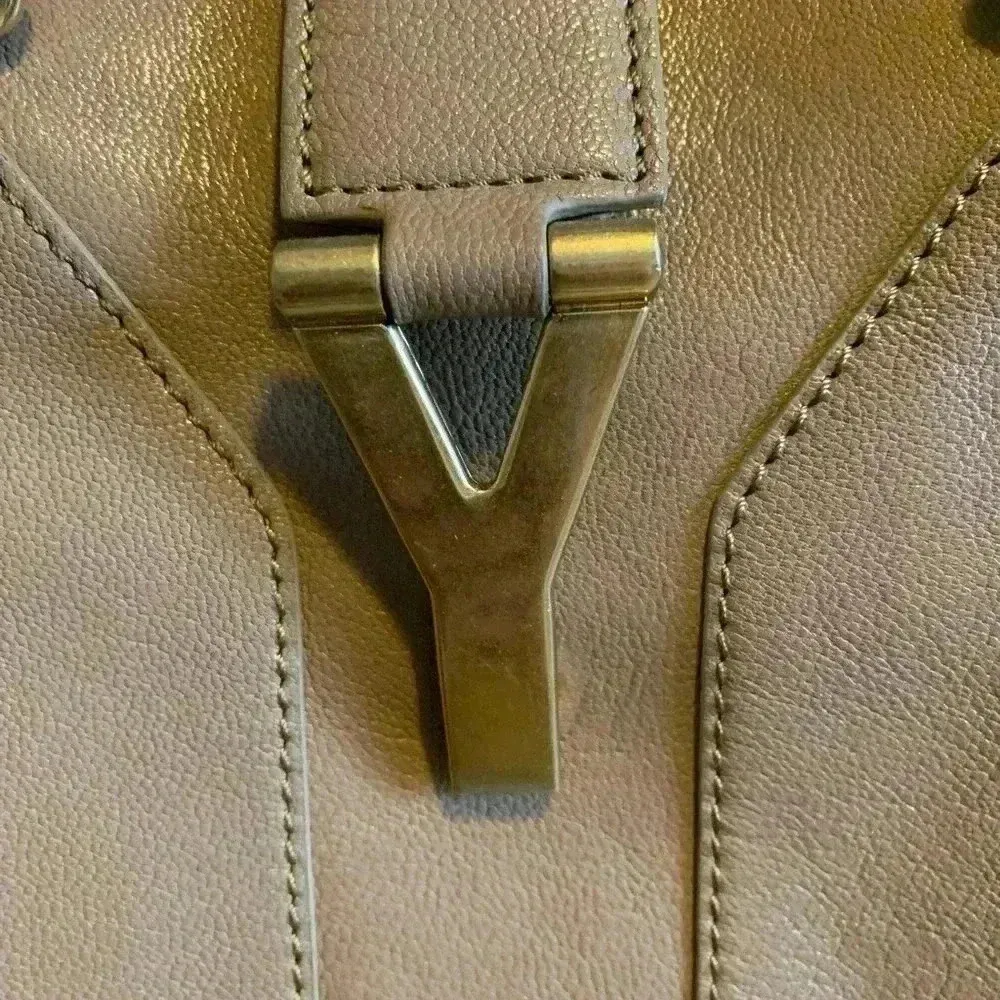 YVES SAINT LAURENT YSL Y Line Cabas Chic Leather Hand Bag Brown Used. Tan - Image 2