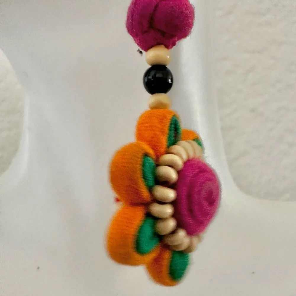 Cloth and bead flower earrings - Image 6