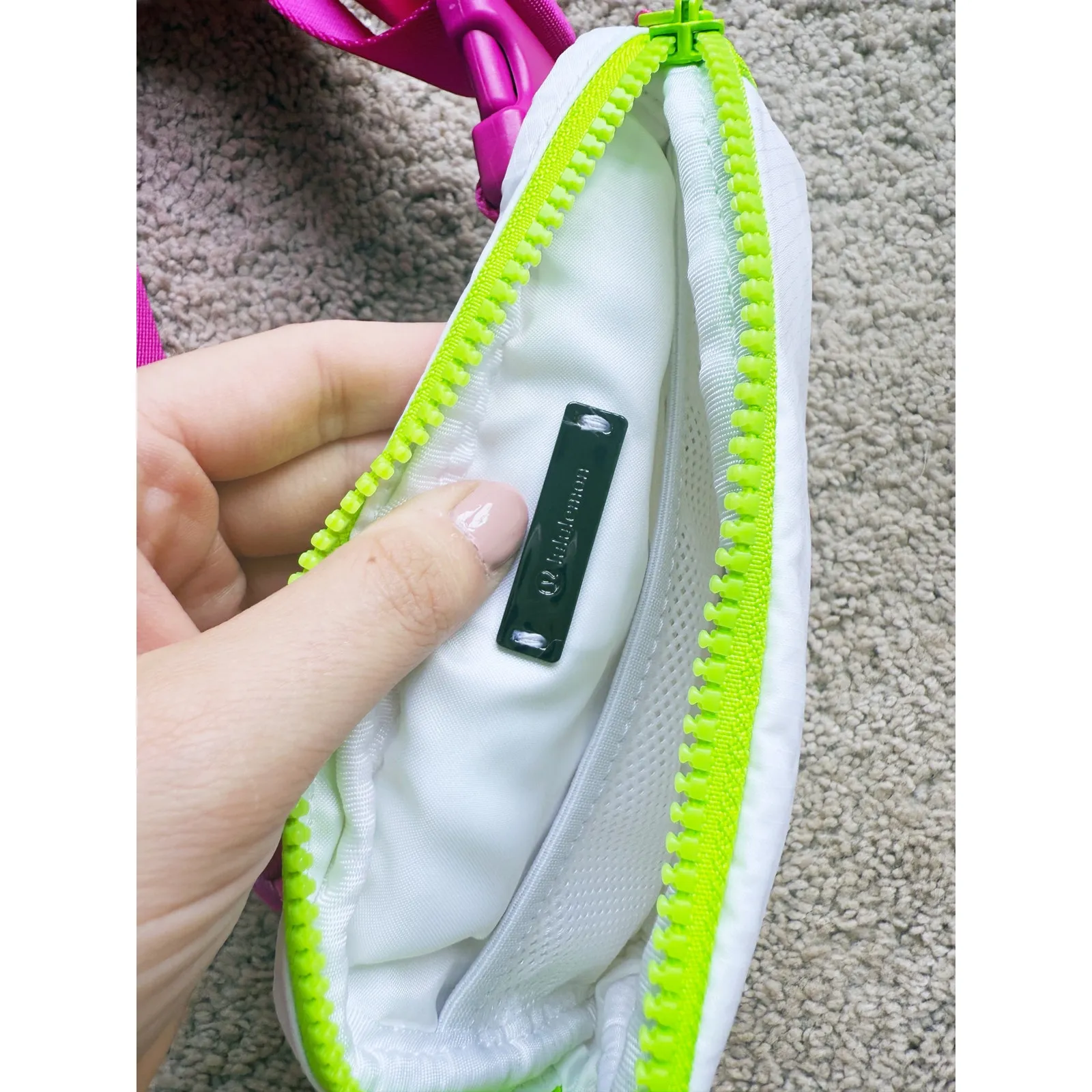 RARE Lululemon Seawheeze 2021 Everywhere Belt Bag White Fuchsia Neon Green - Image 6