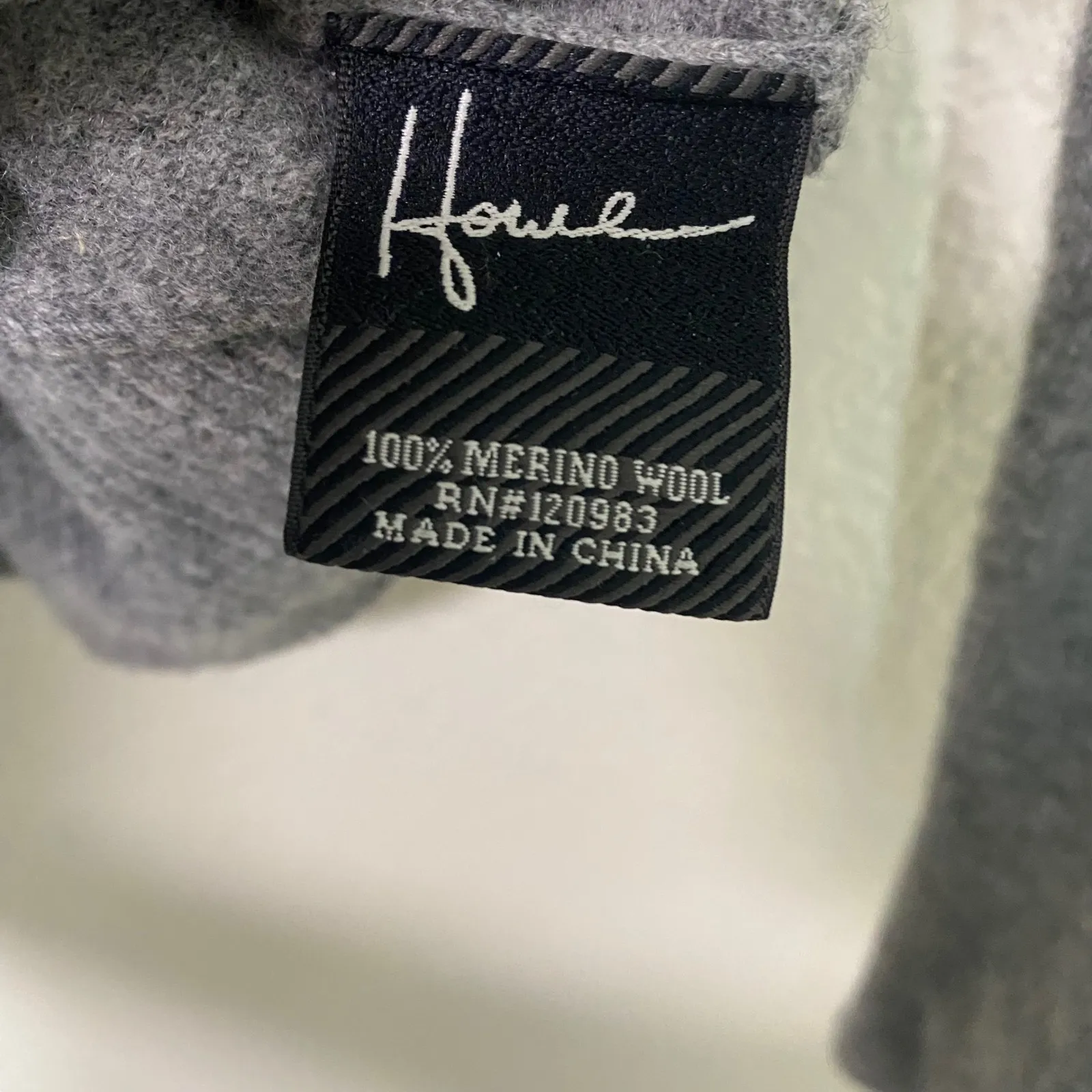 Howe Mens Gray 100% Merino Wool Hooded Button Front Cardigan Sweater Size Medium - Image 6