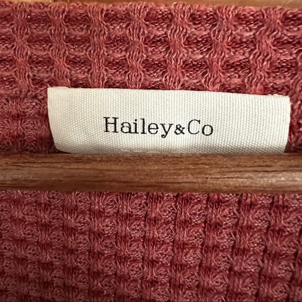 Hailey & Co. mauve waffle knit long sleeved top - Image 5