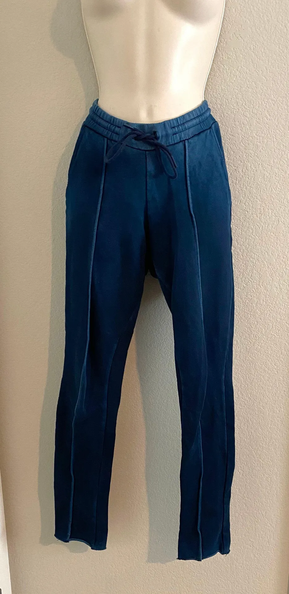 NWOT Cotton  Milan Vintage Navy sweatpants. Sz XS - Image 5
