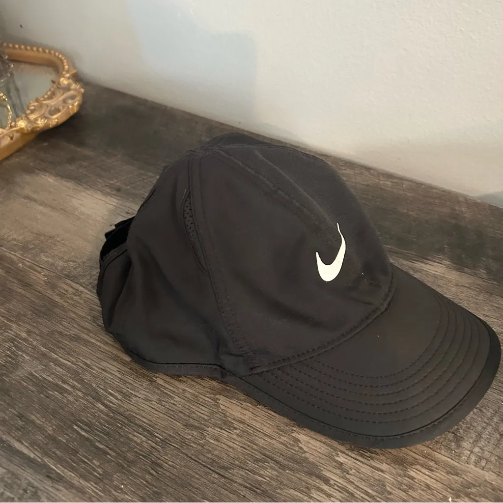Nike Featherlight Dri Fit Hat Panel Cap Adjustable Strap Black Adults Running - Image 3