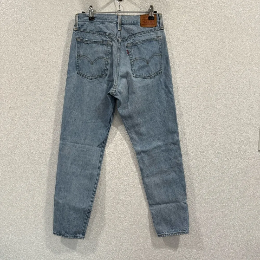 Levi’s Wedgie Icon Distressed Jeans 27 in Blue - Image 3