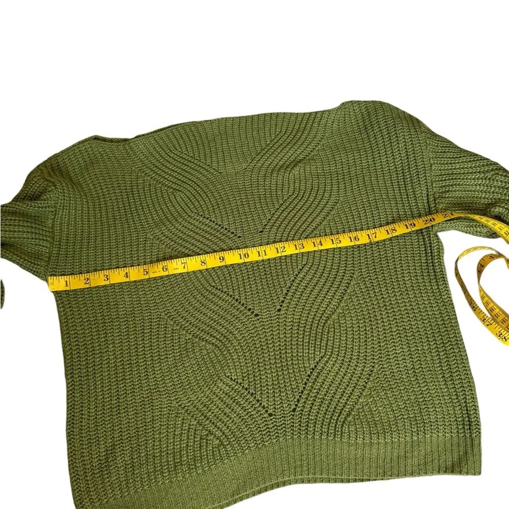 Chic Open Work Long Sleeve Knit Top. Size M - Image 5