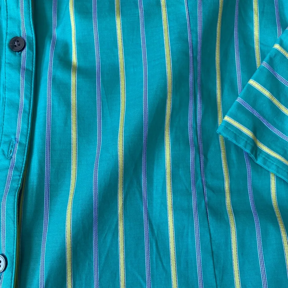 Attention Women’s Green Striped Big Cuff Button Down Collared Shirt - Image 2