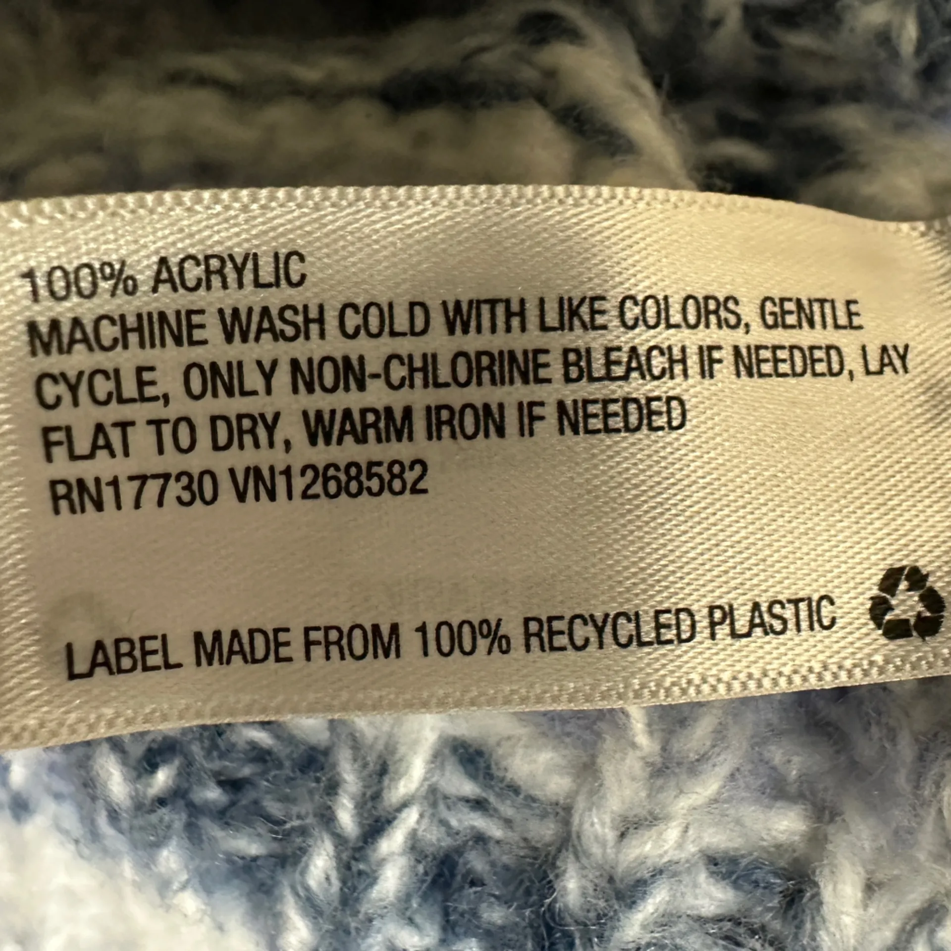 Wild Fable Blue Watercolor Knit Crewneck Sweater Women's Sz Large - Image 9