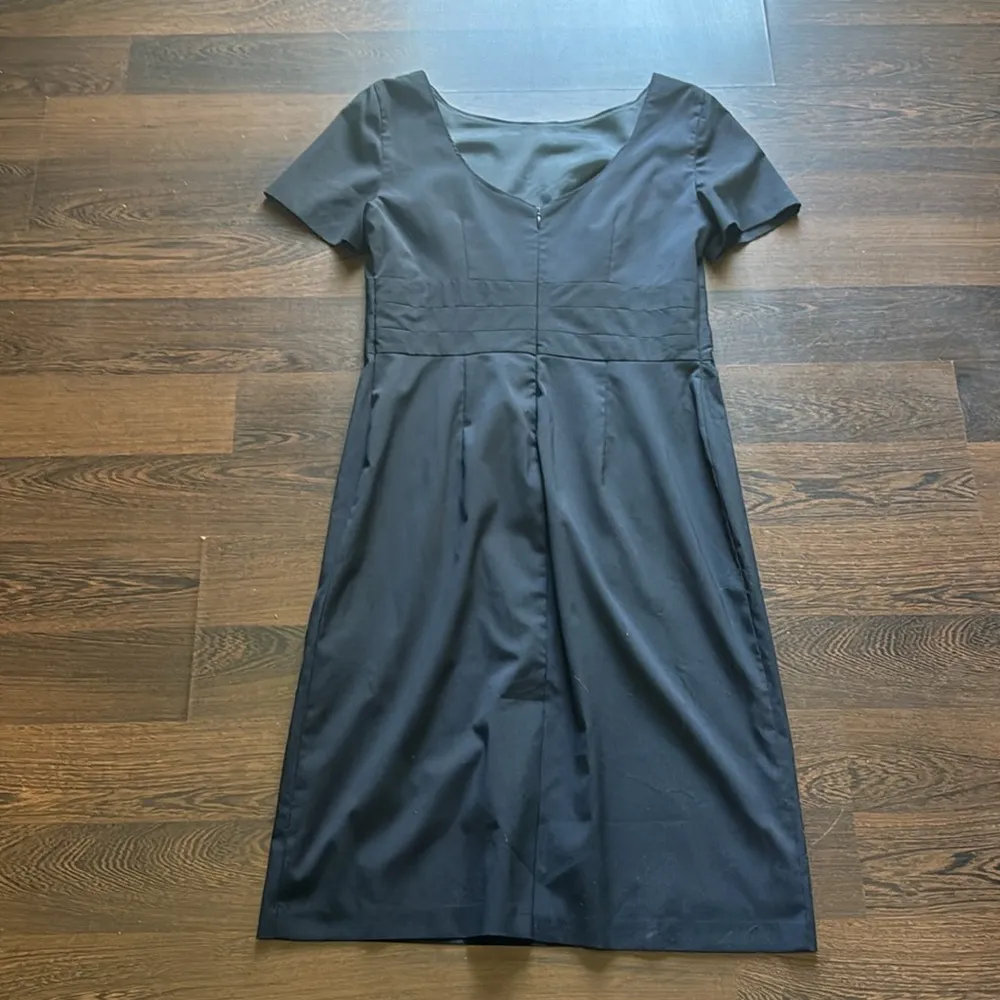 United Colors of Benetton Pinstripe Knee Length Dress Black Medium - Image 5