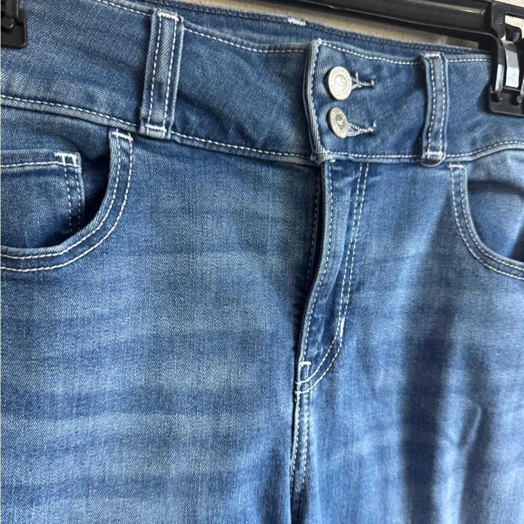 Hollister Mid Wash Blue Denim High Rise Flare Leg Jeans Womens 2S - Image 2