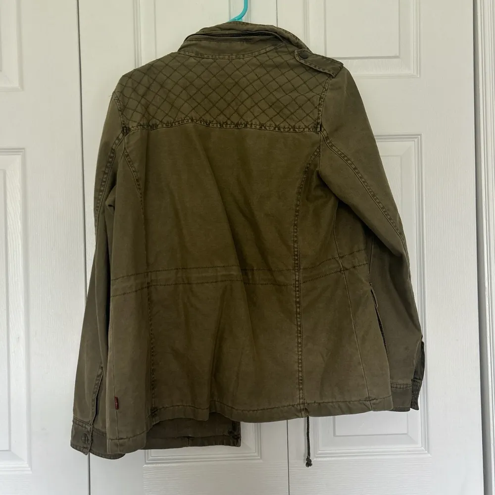 Levi’s Khaki Green Jacket - Image 5