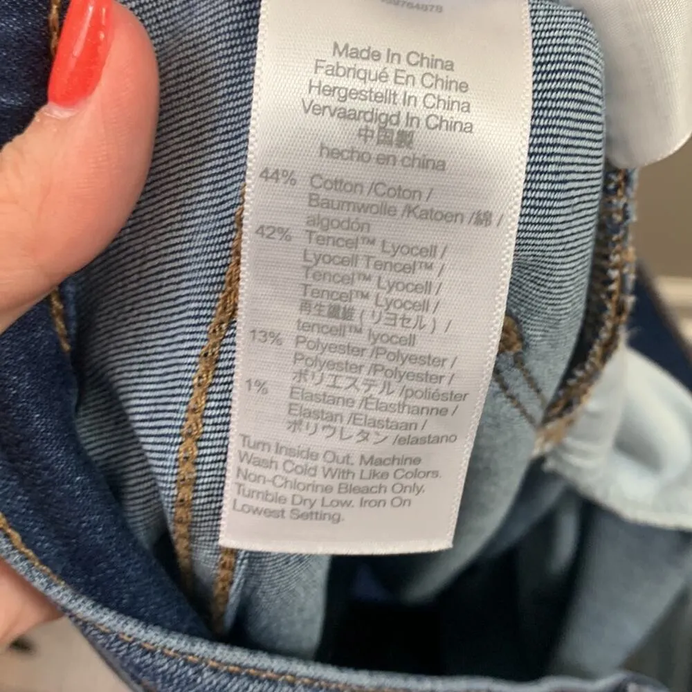 Madewell High-Rise Denim Shorts in Danny Wash: TENCEL™ Denim Edition - Image 5