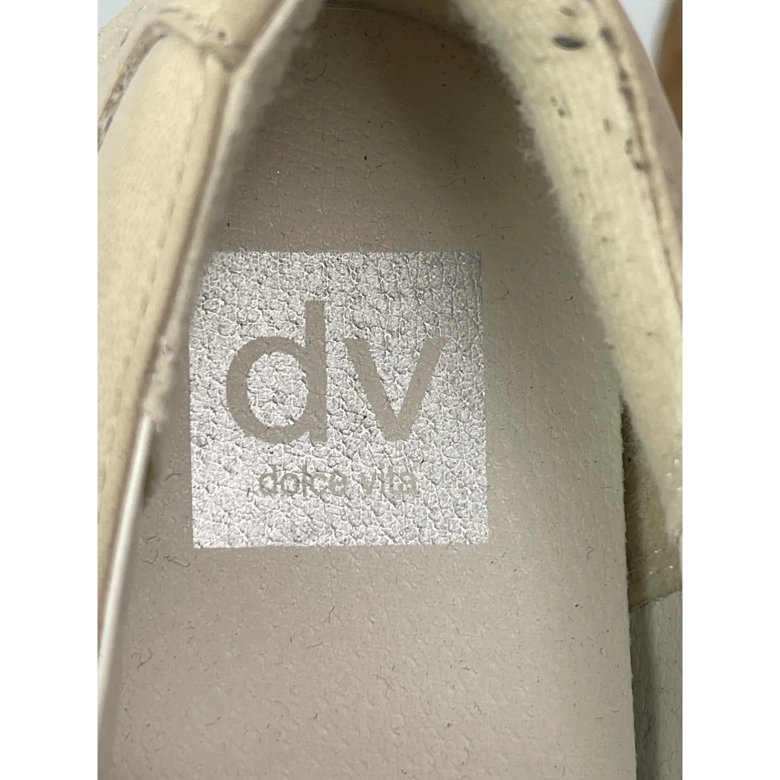 Dolce Vita Jhenee Beige Suede Leather Round Toe Chunky Platform Loafers Shoes 9 - Image 5