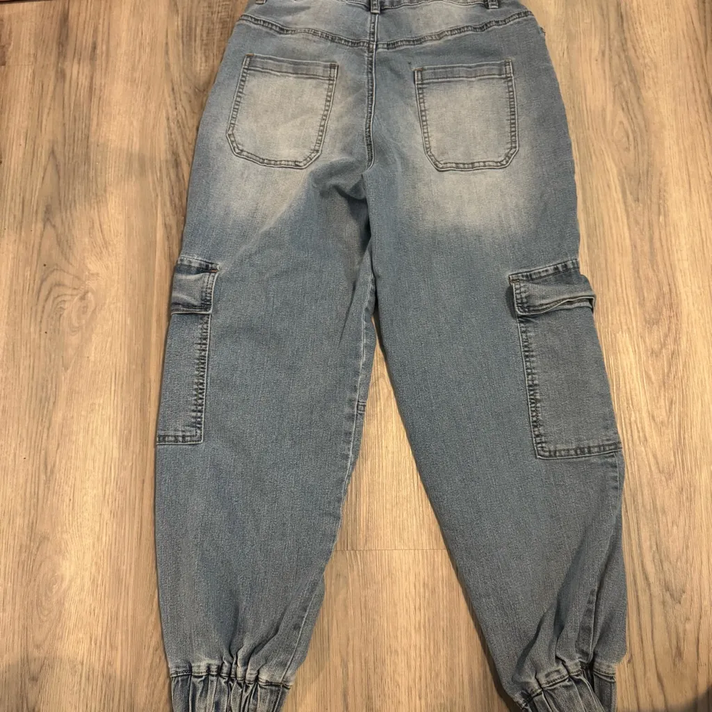 Hot Topic Jeans Womens Size 11 Light Wash Denim Cargo Joggers Cuffed Grunge - Image 6