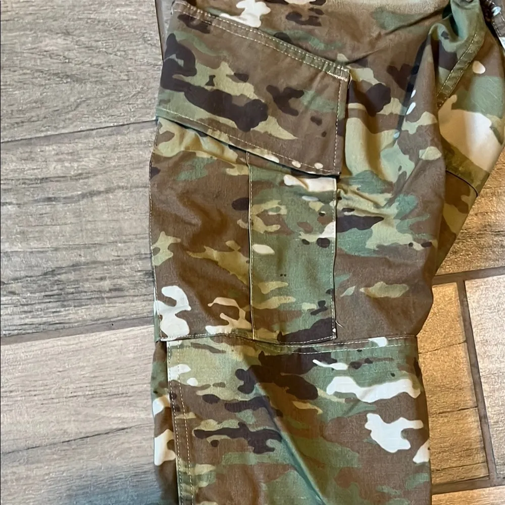 Rugged Green and Brown Cargo Jumpsuit with Tactical Design - Image 4