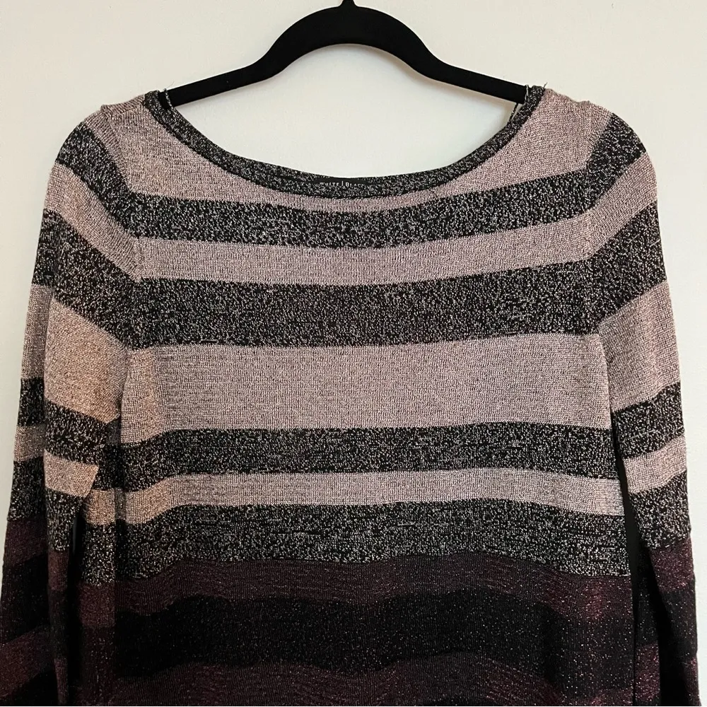 WHITE HOUSE BLACK MARKET Women Knit Top Sz S Metallic Purple Multi Stripe - Image 2