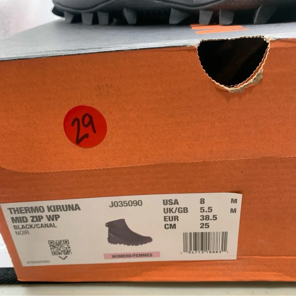 NWB Merrell Women's Thermo Kiruna Mid Zip Waterproof size 8 black winter  1624 - Image 3