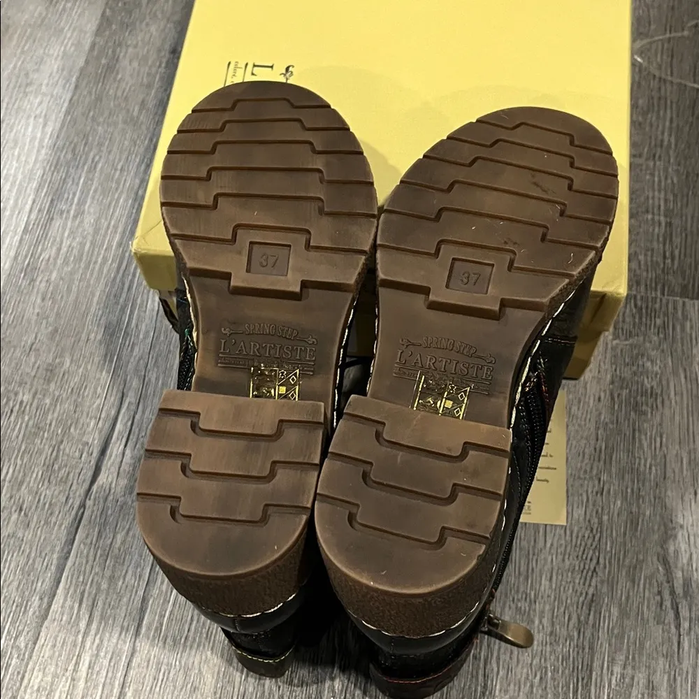 L'Artiste by Spring Step Leather Lace - Image 9