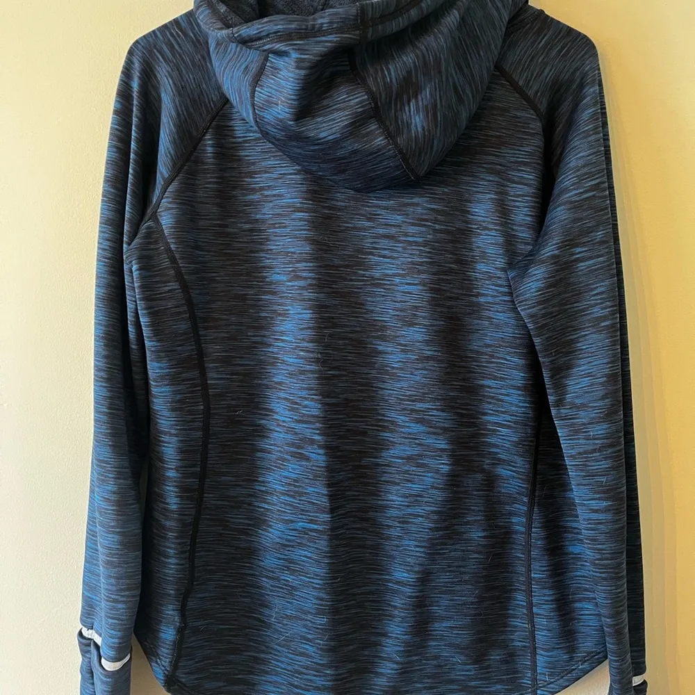 Gap  Fit Blue Hooded Pullover - Image 2