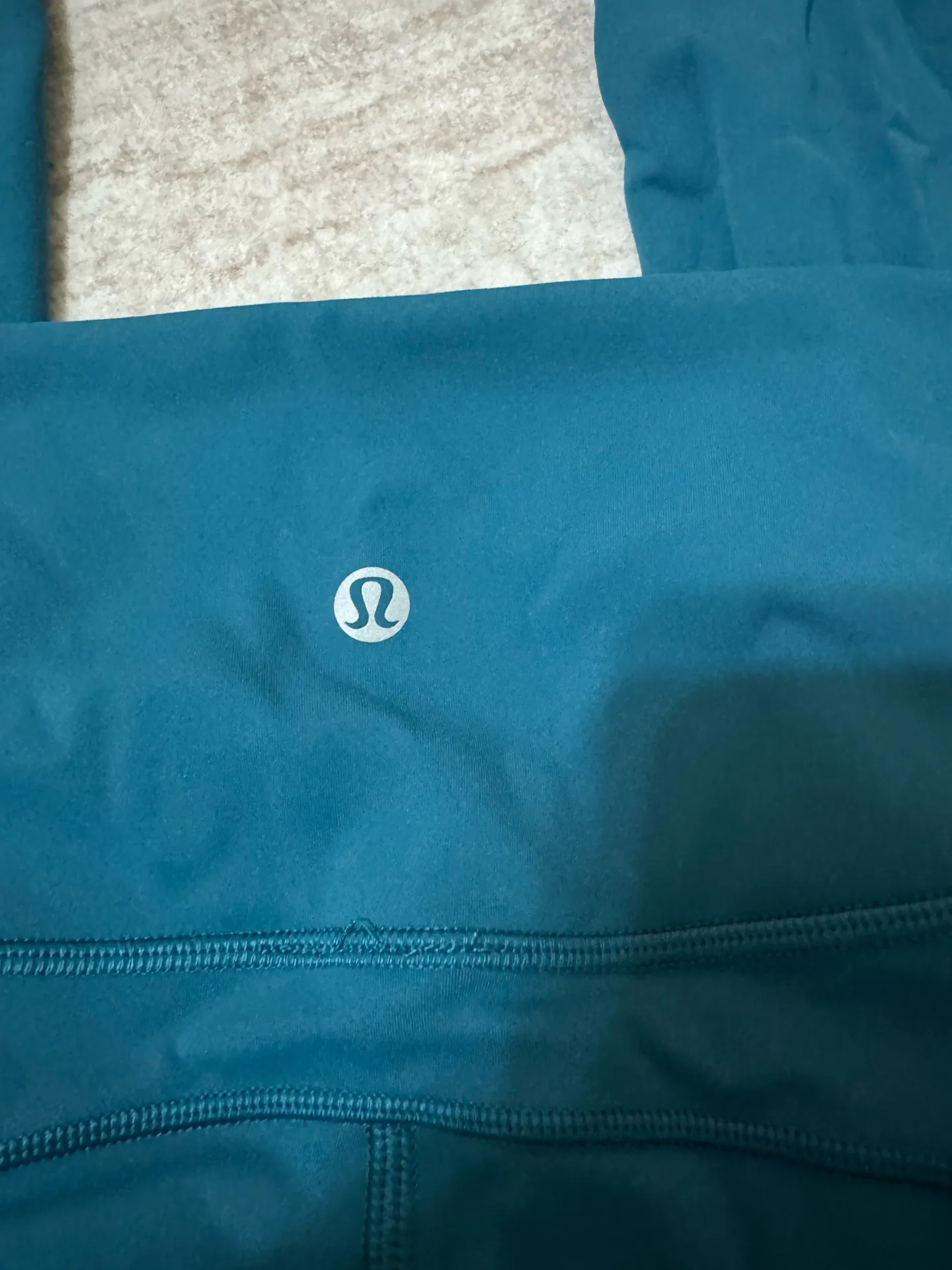Lululemon In Movement Tight 25" size 8 - Image 4