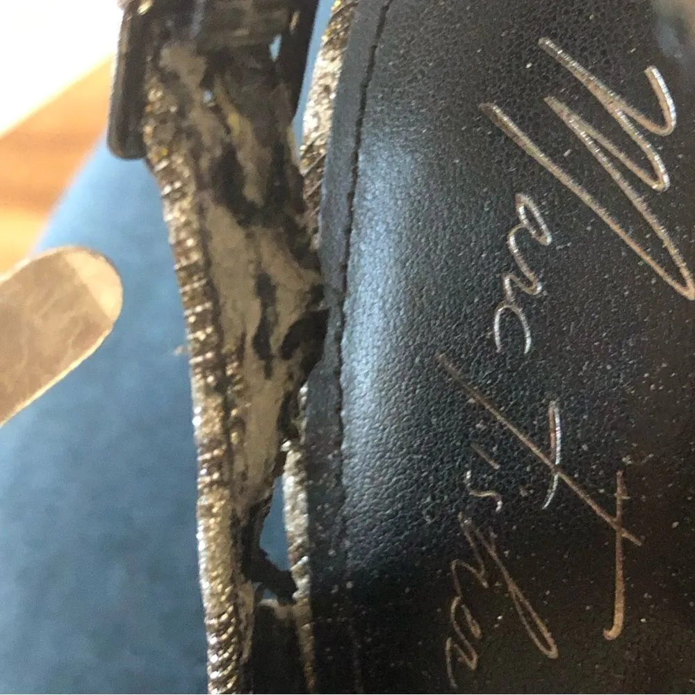 Marc Fisher Platform Heel Silver Golden Metallic Size 8.5 - Image 7