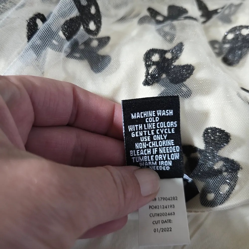 Hot Topic Black & Ivory Mushroom Glitter Mesh Top Size Large - Image 7