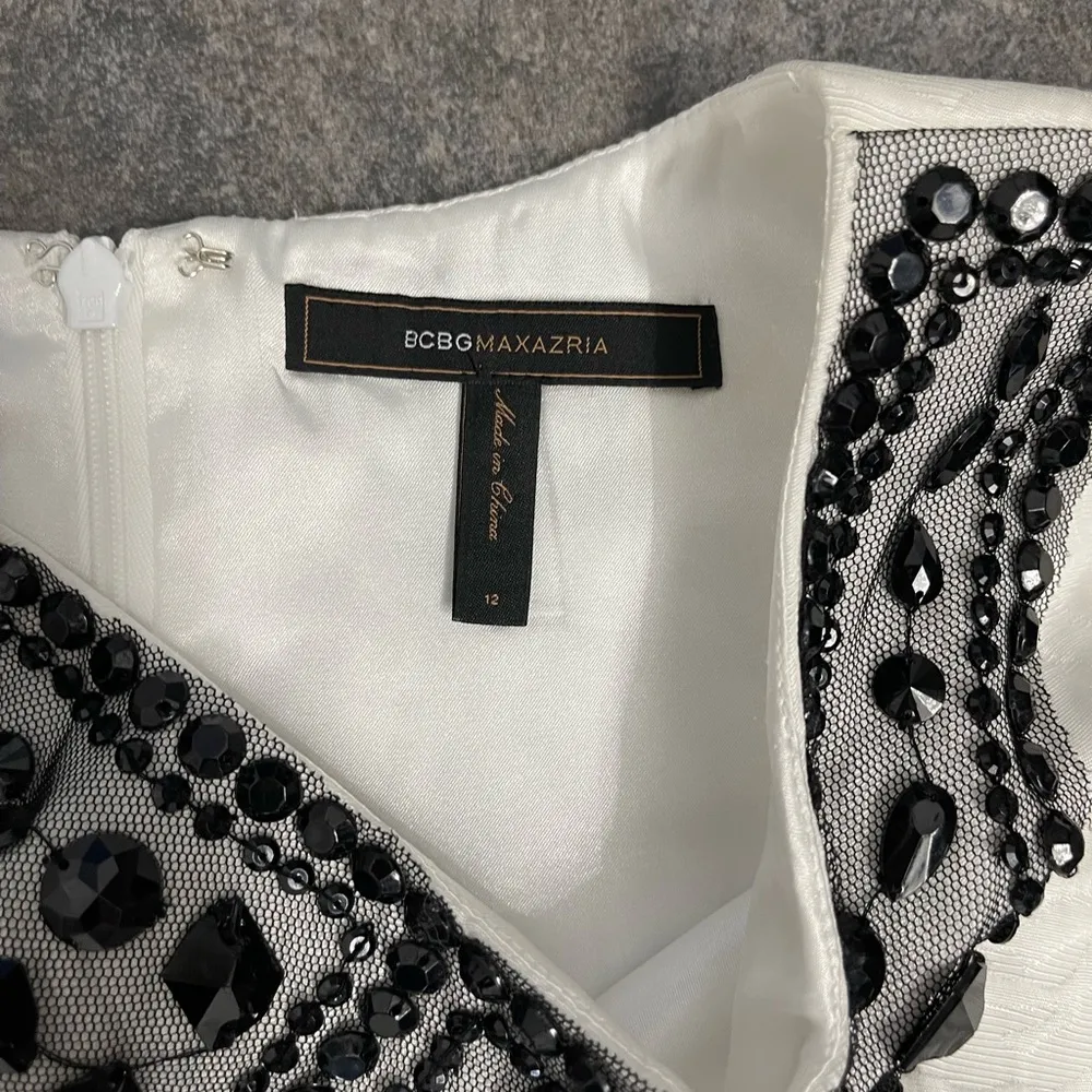 💛BCBG MAXARIA Black & White Mini Dress, Size 12 - Image 4