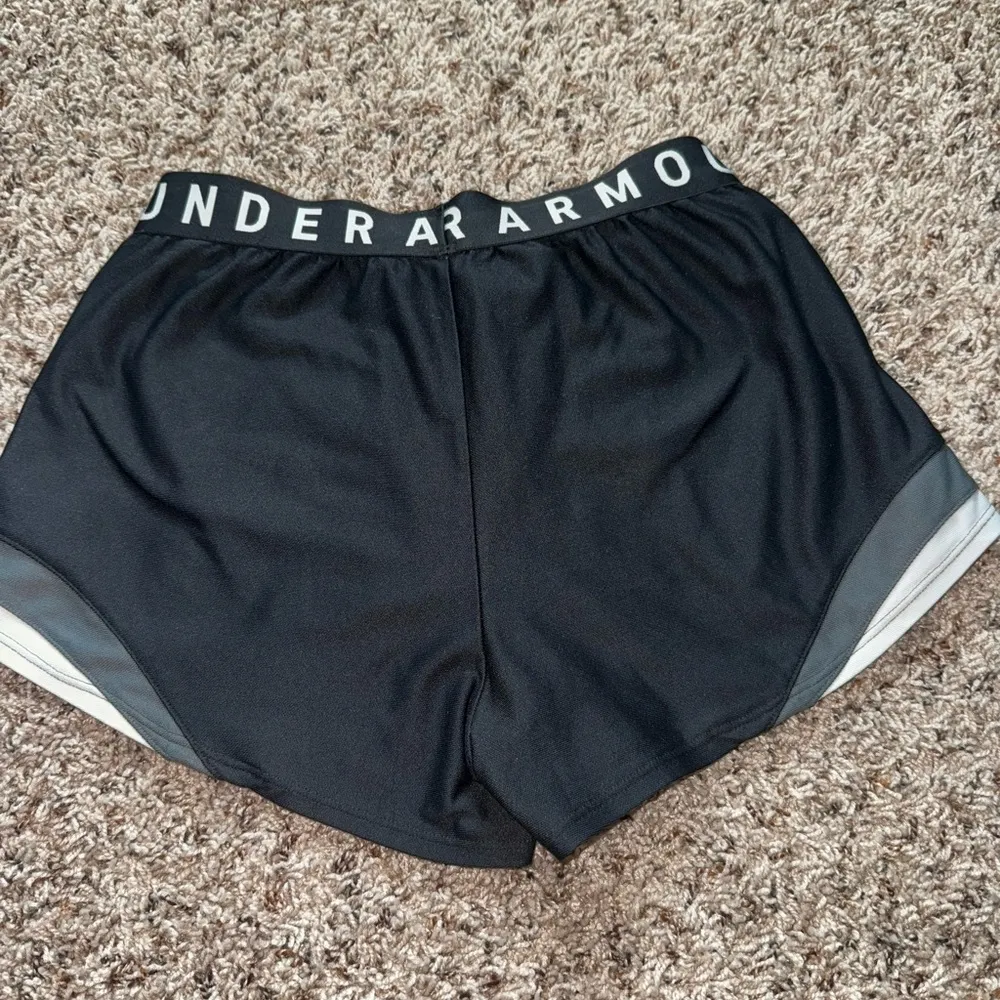 Under Armour Black and Gray Athletic Shorts - Image 2