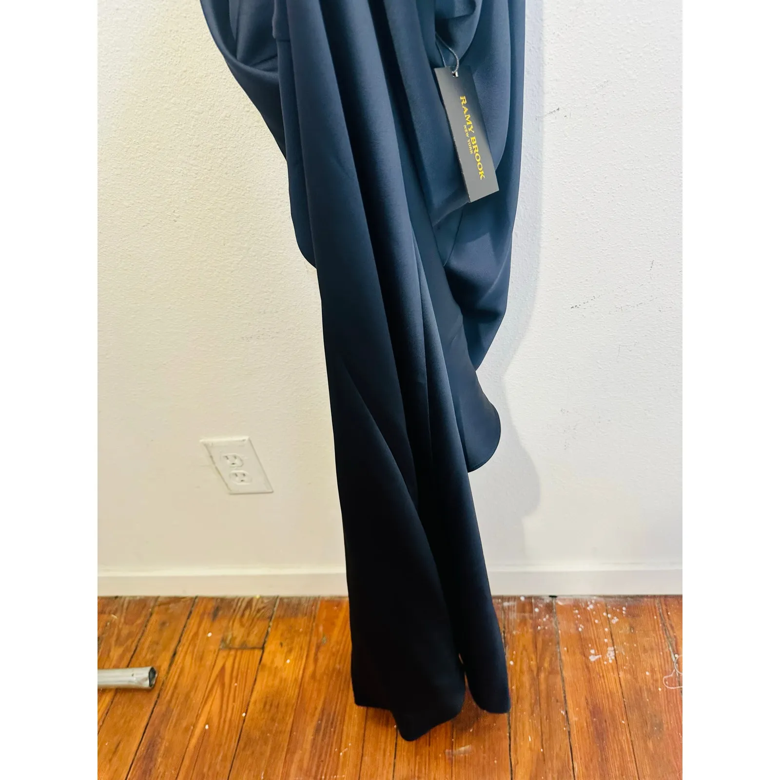 NWT RAMY BROOK Dark Navy Blue Plunging Neckline Halter Tie Valentina Gown Size 6 - Image 11