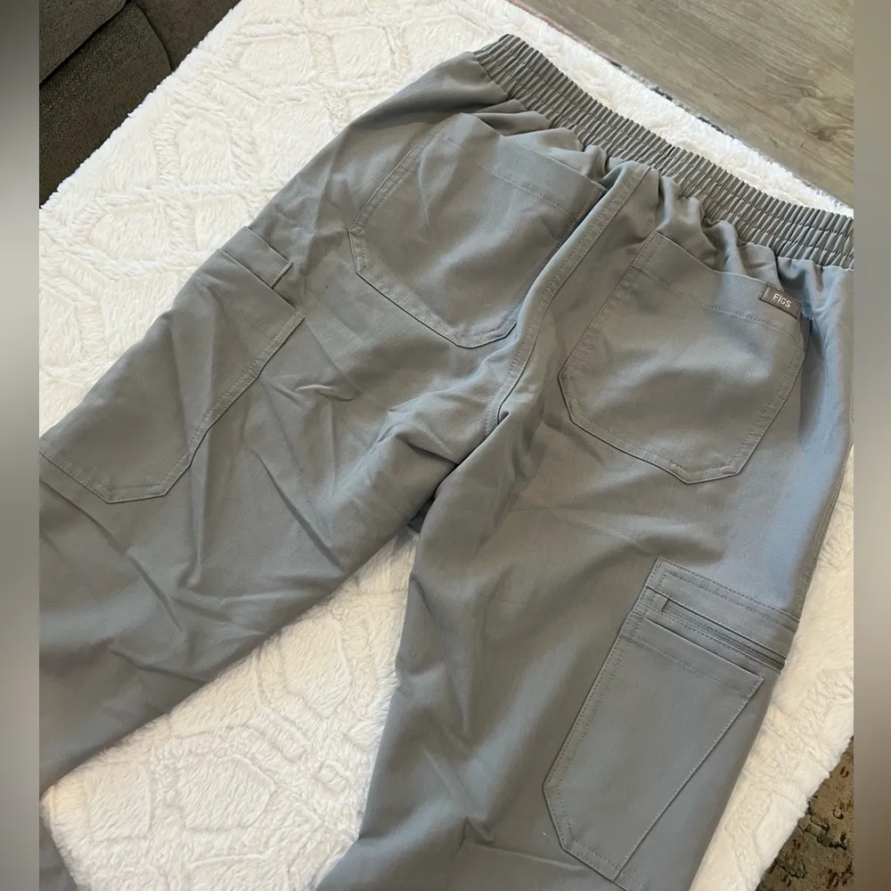 Light Grey Yola Scrub Bottoms  - Image 3
