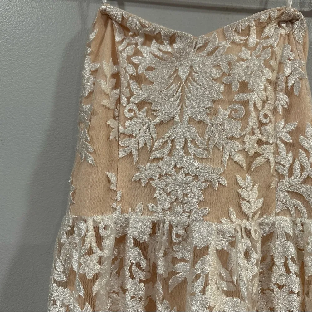 Lulus Love Will Find a Way Strapless Gown XS NWOT - Image 4