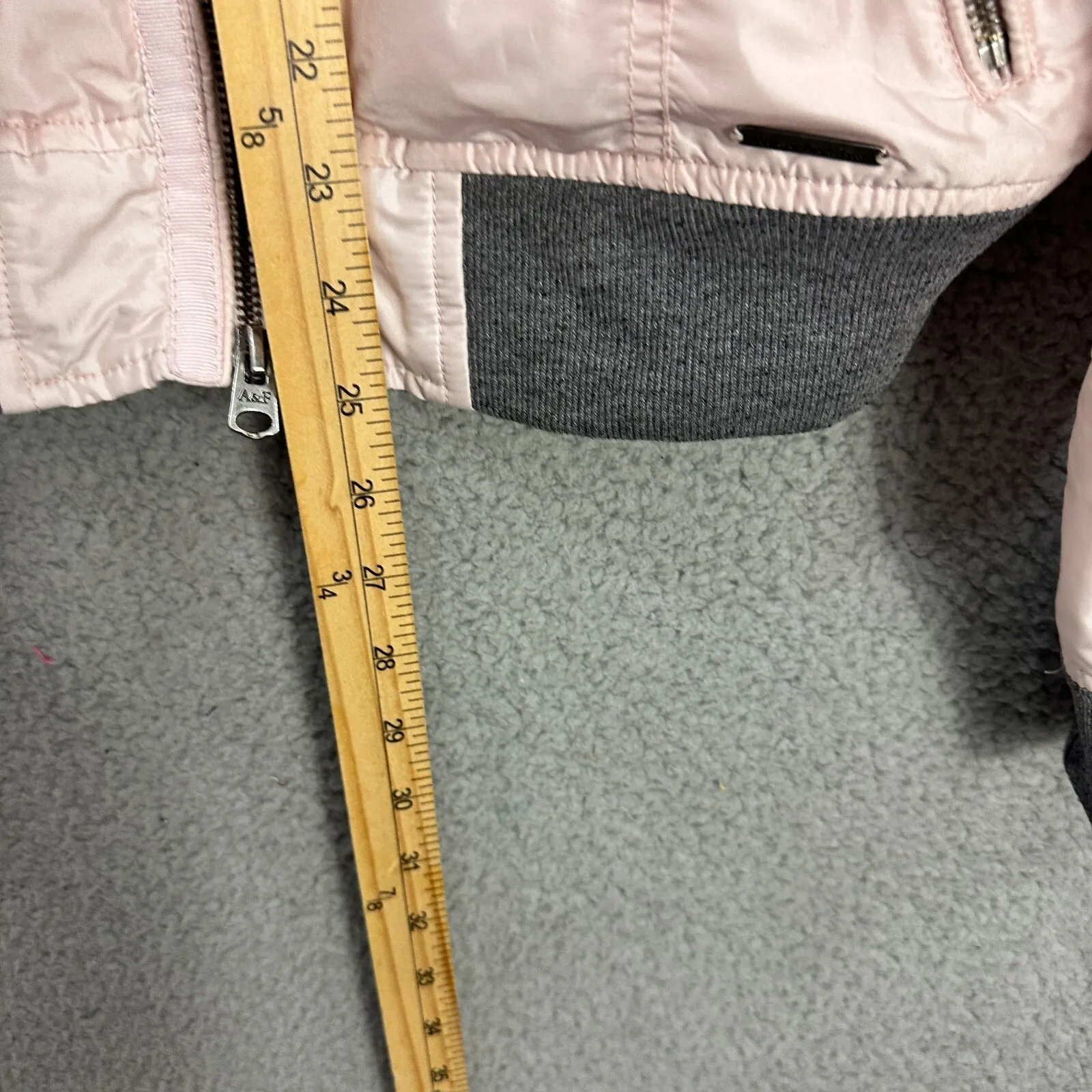 Abercrombie & Fitch Bomber Jacket Womens M Pink‎ Satin Zip Pockets Preppy Y2K - Image 4