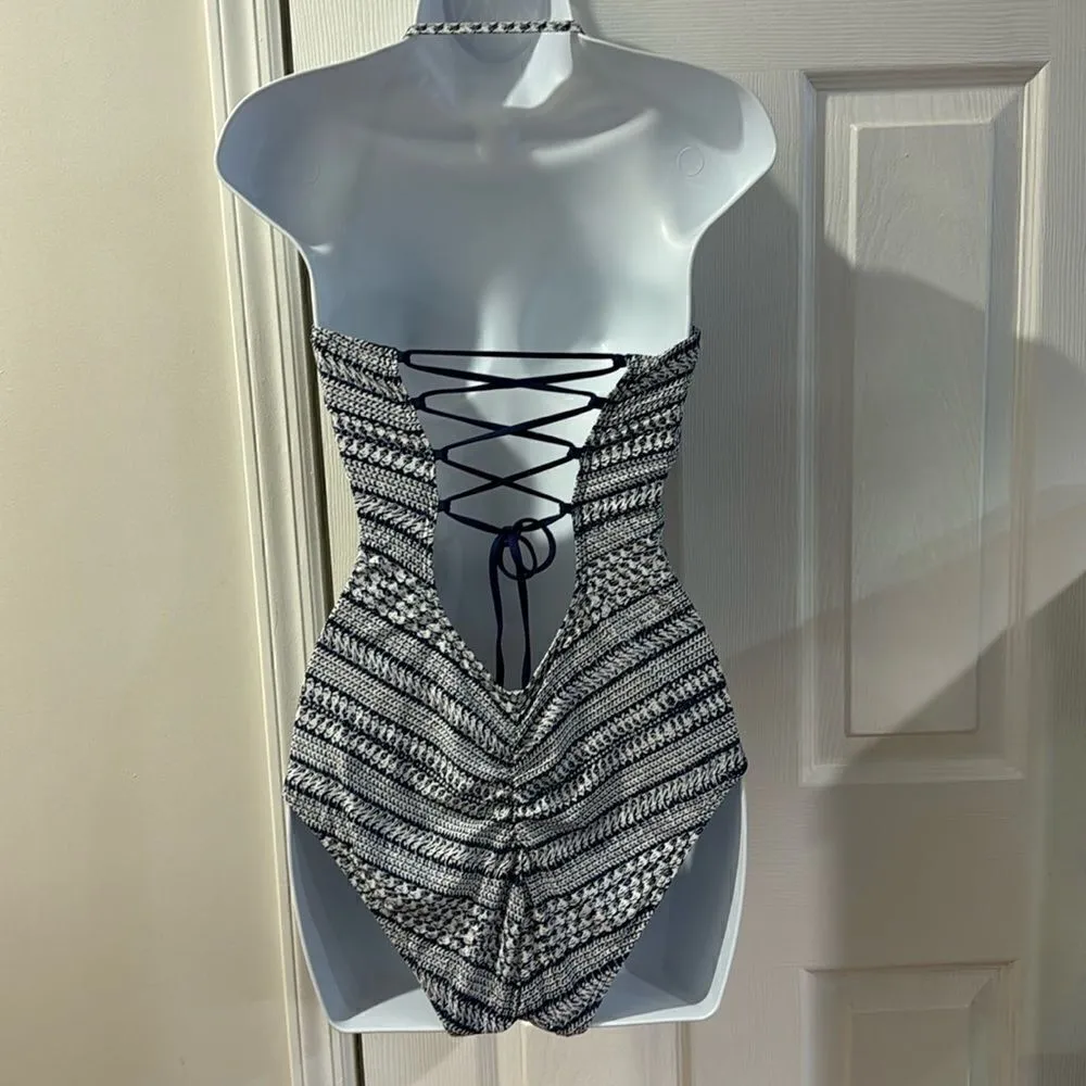 NWOT Splendid Nautical by Nature Cut Out Swimsuit Women's size L - Image 5