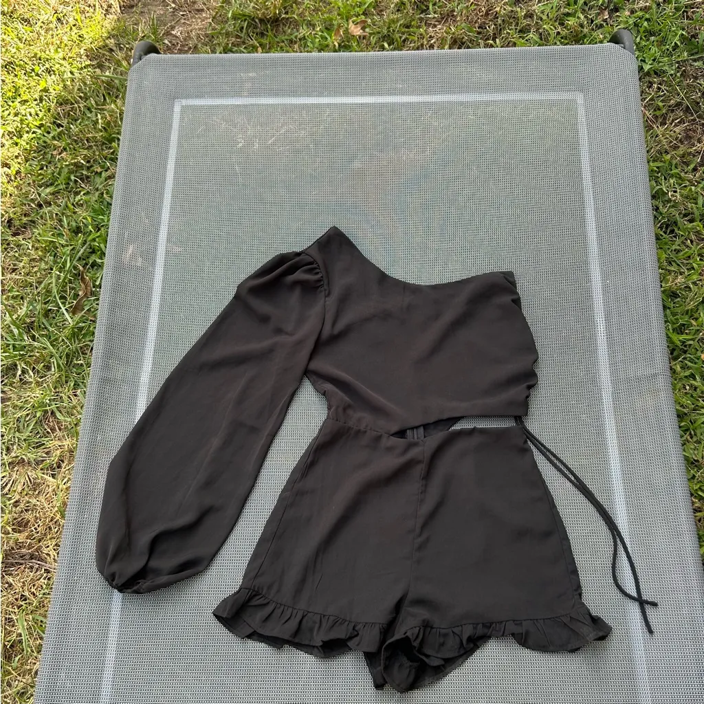 Dream Plans‎ Black One-Shoulder Cutout Romper size xs - Image 6