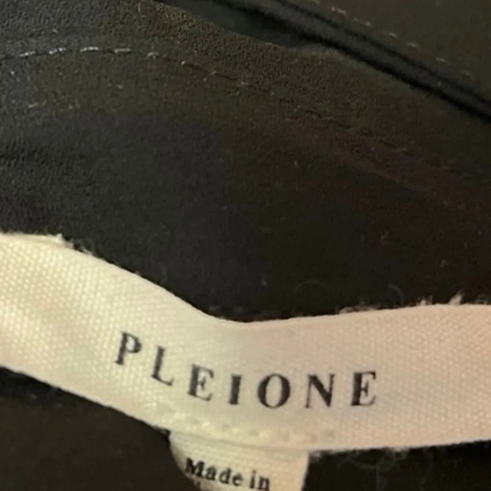 Pleione Black Silk Satin Long Sleeve V Neck Pocket Collared Blouse Top Size S - Image 3