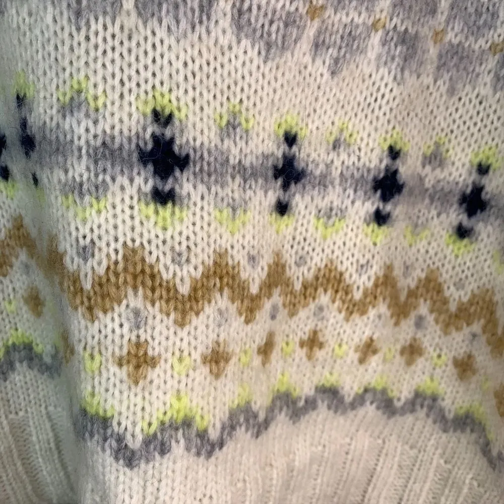 American‎ Eagle Soft and Cozy hooded sweater - Image 4