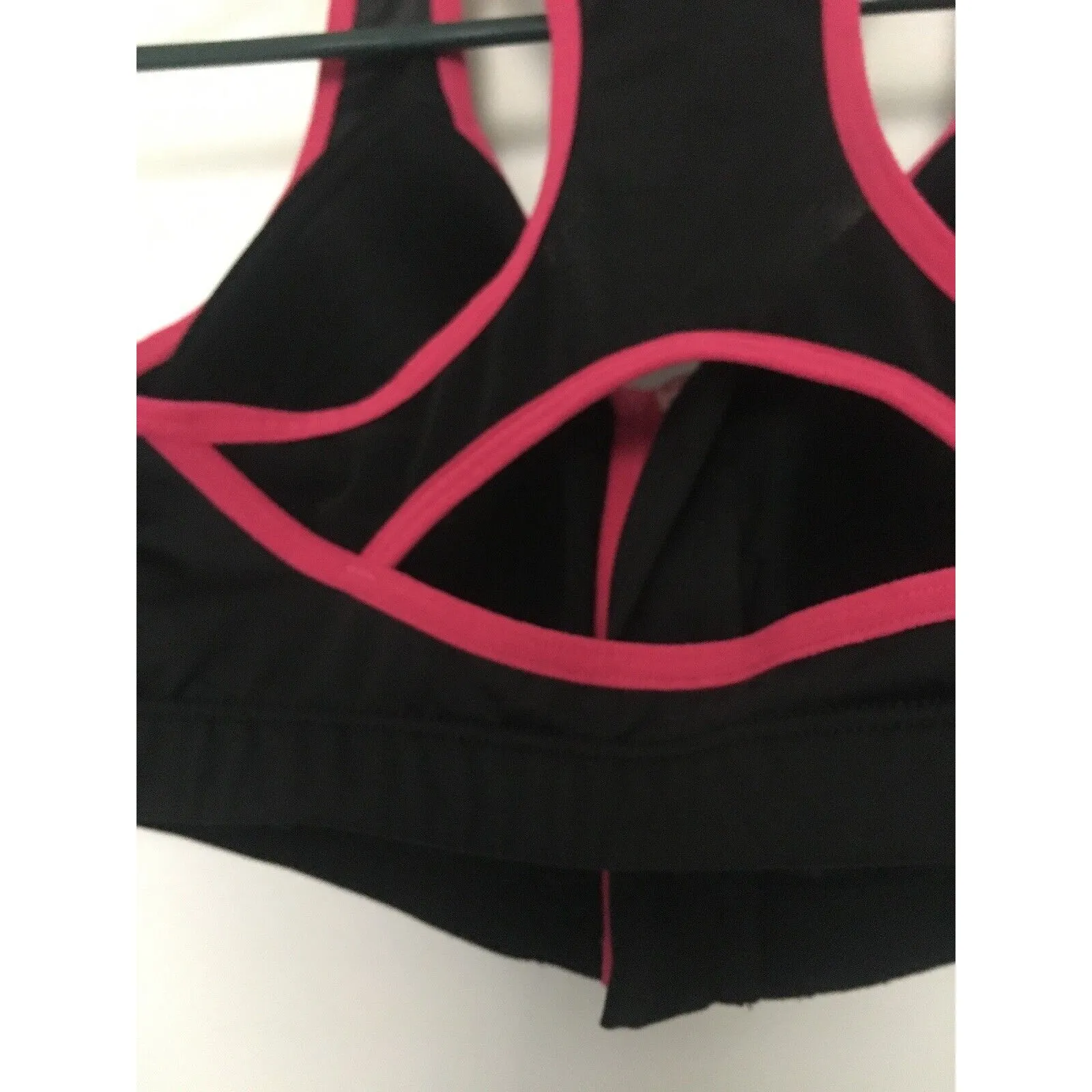 Maurice's In Motion Women's Zip Up Sports Bra Padded Size Large Black & Pink - Image 9