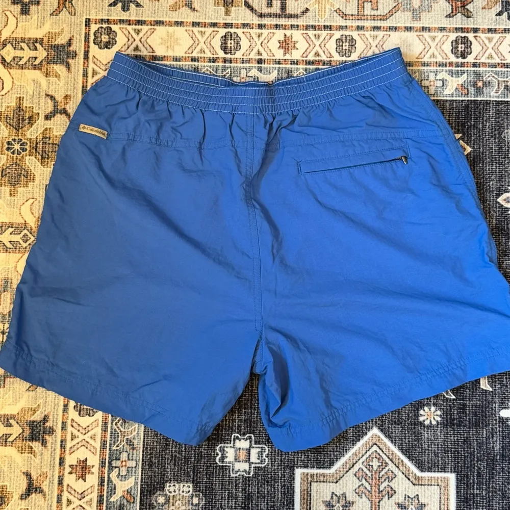 Columbia Women’s Activewear Royal Blue Shorts Size Medium - Image 5