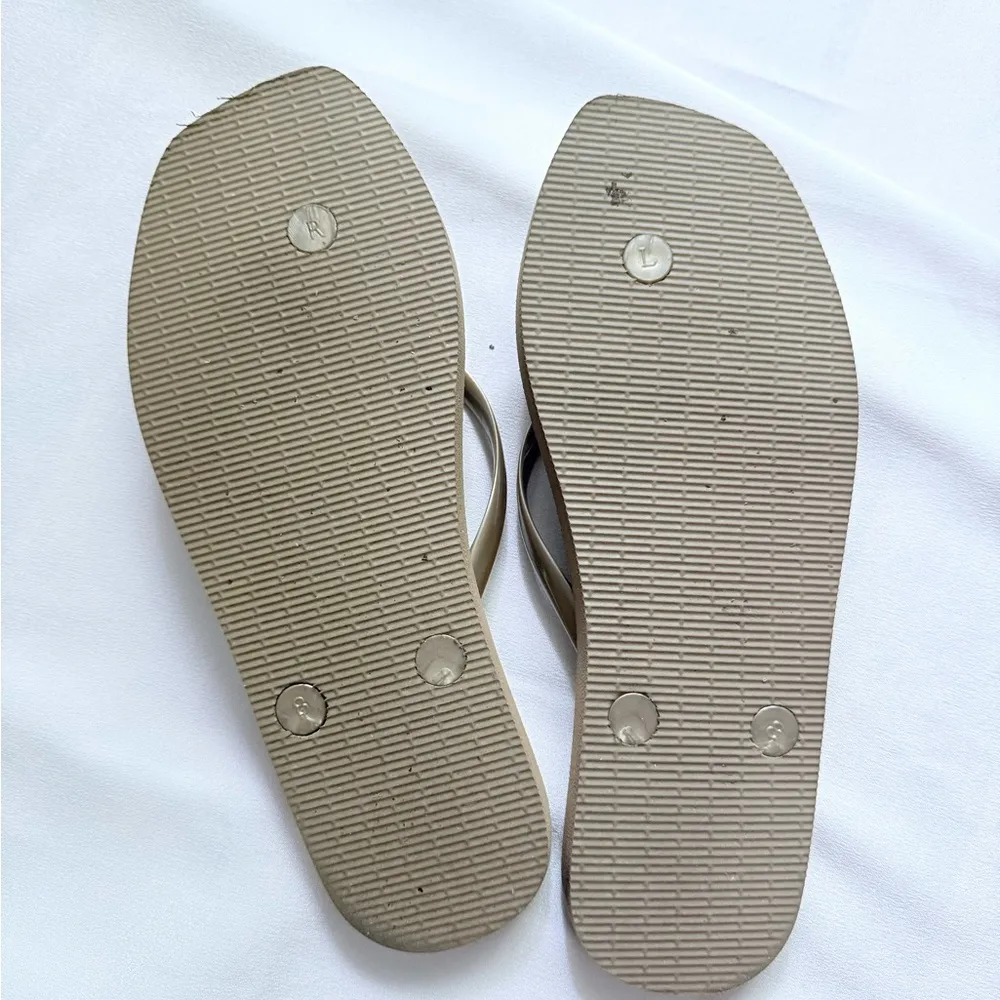 Shade & Shore Tan Sandals Minimalist Design - Image 2