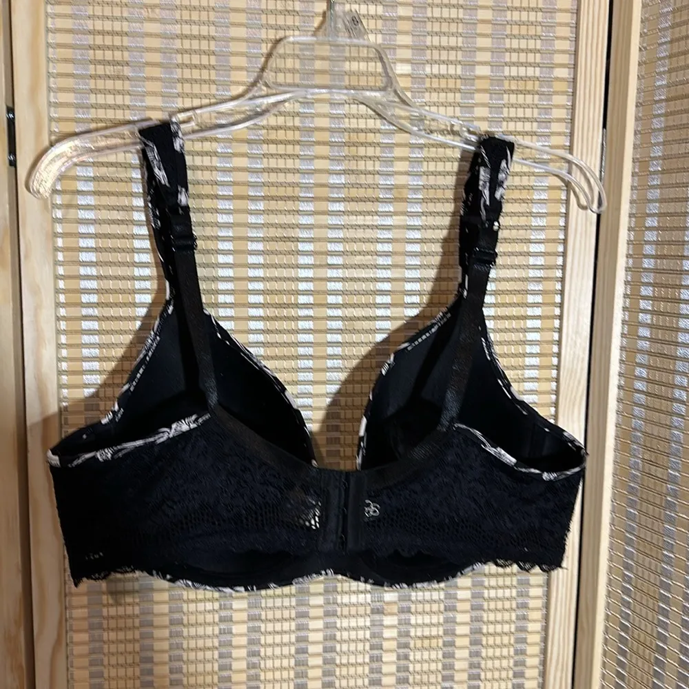 Jessica Simpson Black and White Floral Underwire Bra Lace Trim 40D - Image 9