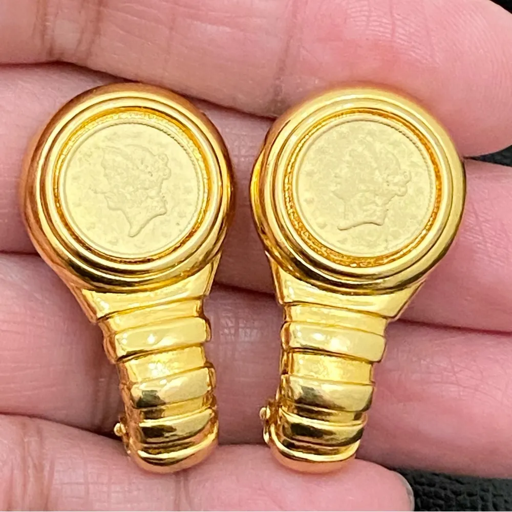 Vintage Unsigned Gold - Image 4