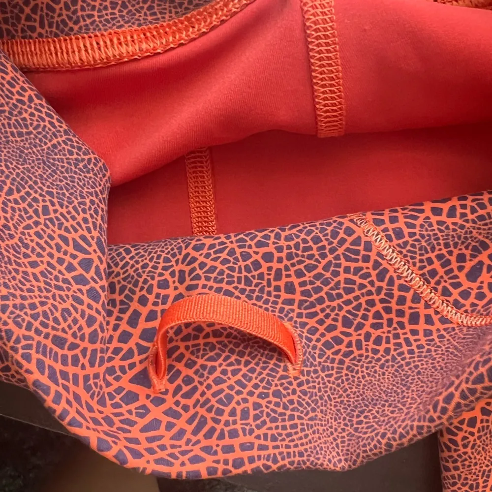 Lululemon Crackle Glaze Vintage Orange Larkspur Wunder Train HR Tight 25” Size 6 - Image 6