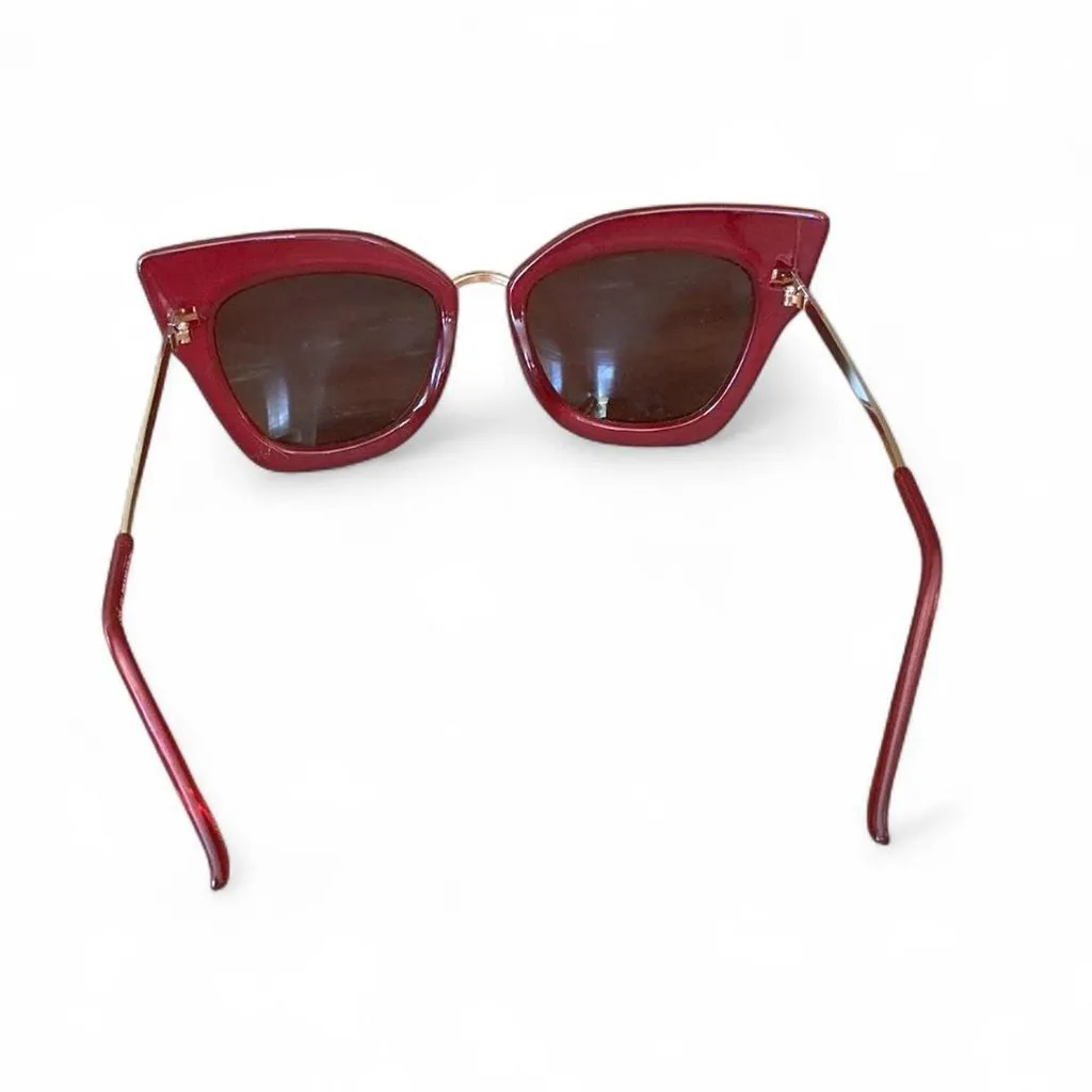 Carlos Falchi Cat eye Vintage inspired Burgundy Maroon sunglasses with gold trim Purple - Image 3