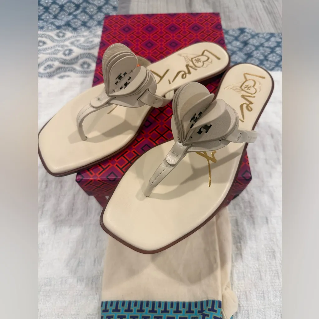 Tory Burch Limited Edition Heart Thong Sandal in New Cream, NIB! - Image 2