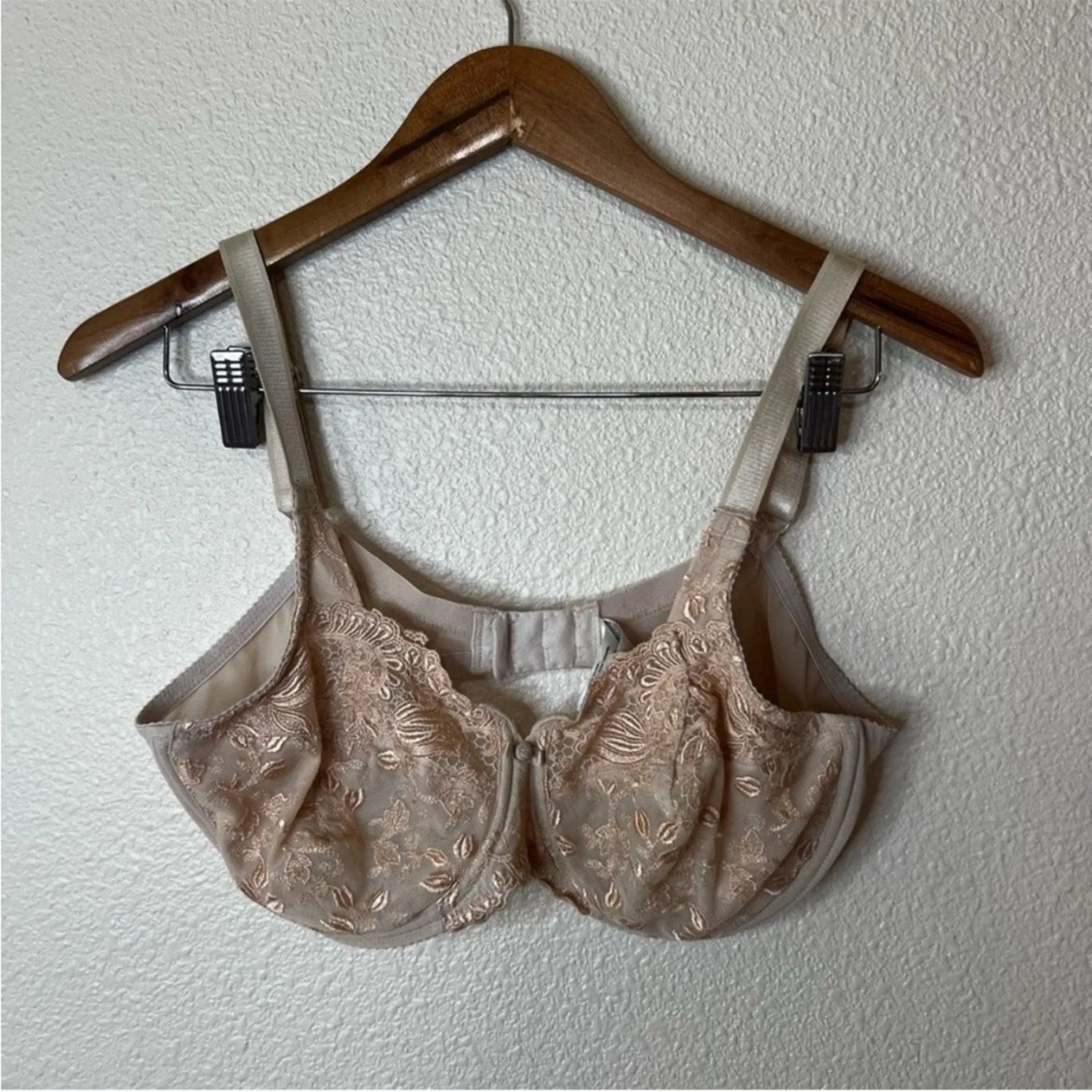 Wacoal 85702 tan nude Tulip Embroidery Semi-Sheer lace underwire bra 38D - Image 6