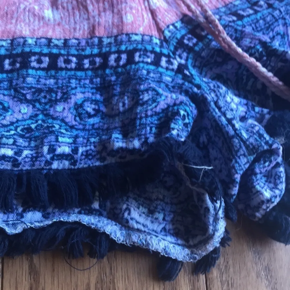 No Boundaries pink navy patterned shorts - Image 6