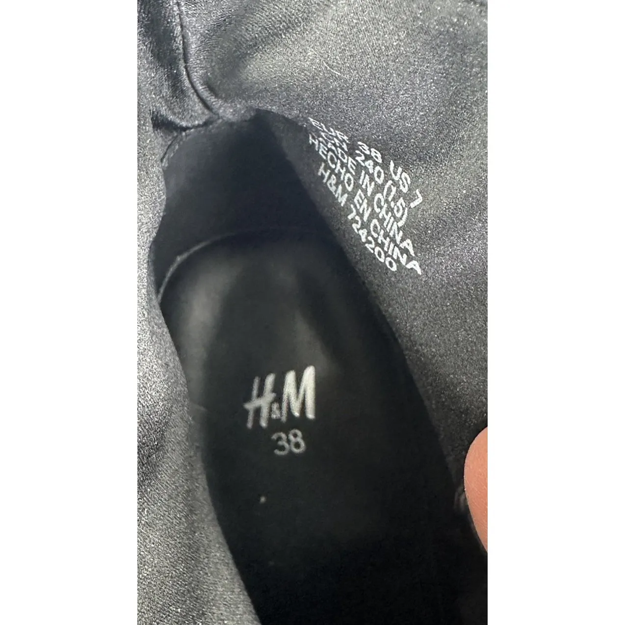 H&M Gray Faux Suede 4" High Heel Platform Ankle‎ Booties Footwear Size 7 - Image 7