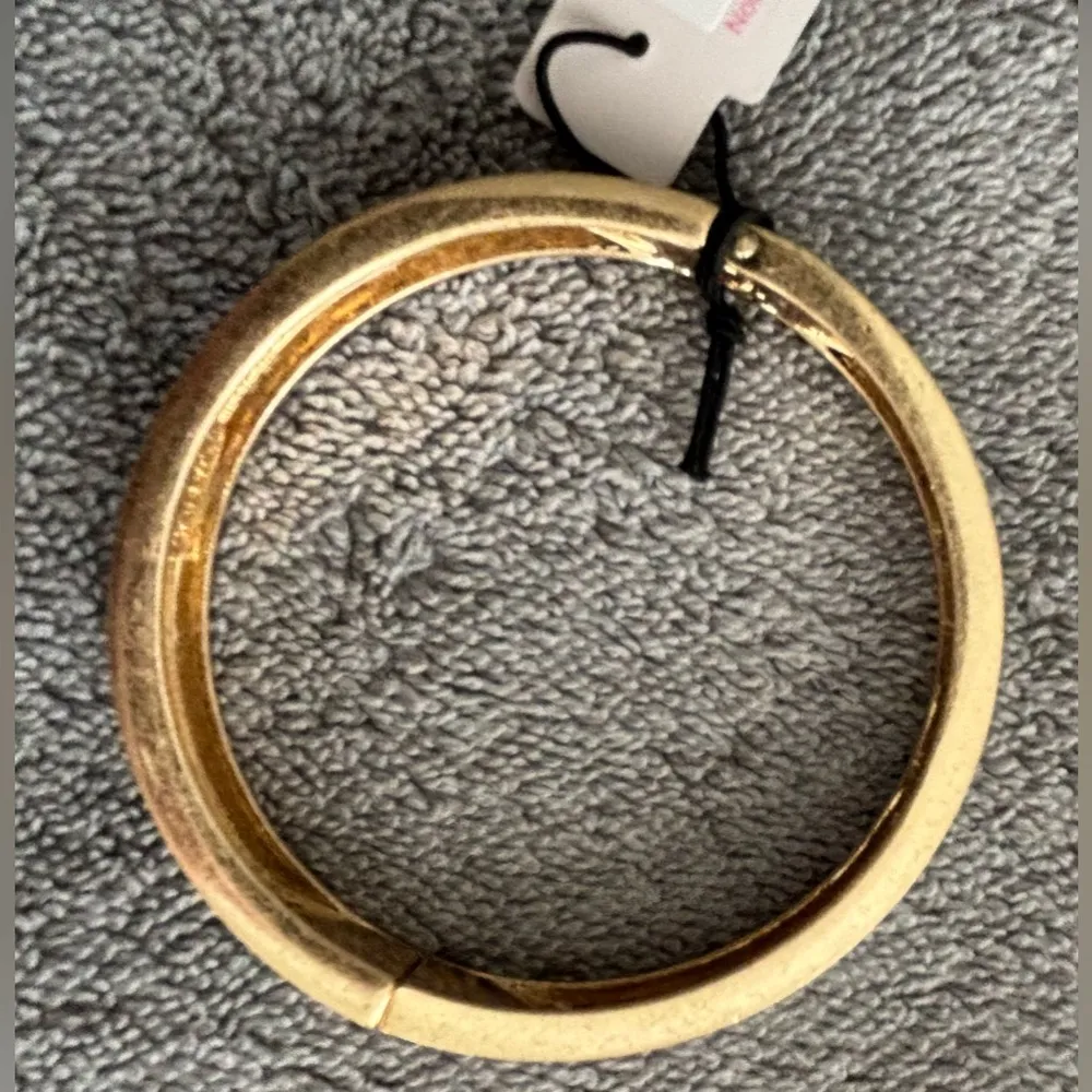 NWT CANVAS Makenzie Gingham Hinge Bangle - Image 9